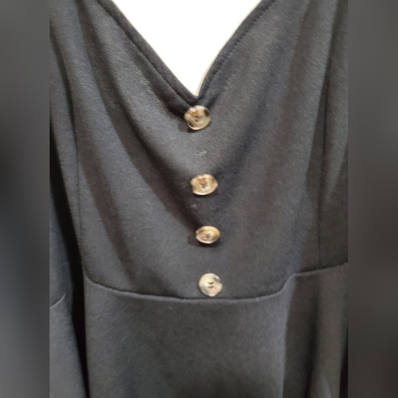 Women's Plus Size Button Front Cami Top Sweetheart Neck Ruffle Hem Slim Fit Tank - Picture 5 of 6